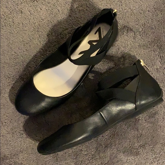 Used Anne Klein Sport Itcanbe Black Flats Size 10m - Picture 2 of 10